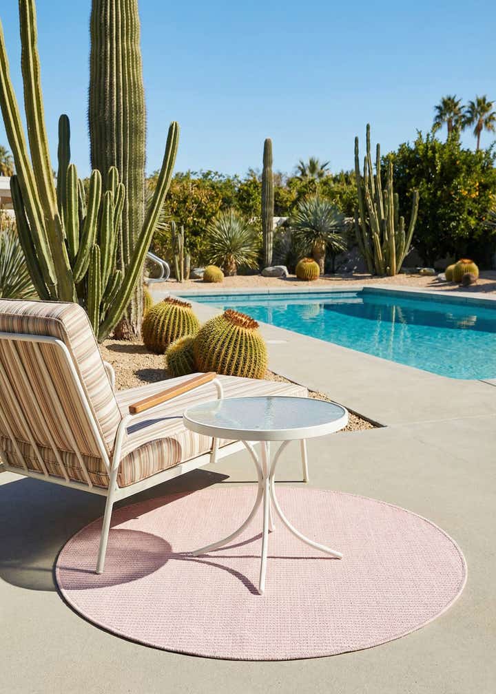 3' 3 x 3' 3 Easy-Clean Jill Zarin Palm Springs Indoor / Outdoor Round Rug