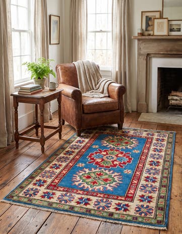 2' 7 x 4' 1 Hand Knotted Kazak Rug