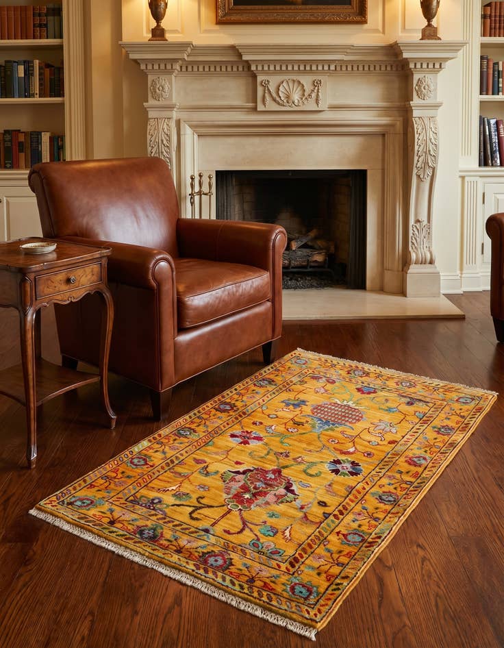 Detail image of 2' 9 x 3' 10 Hand Knotted Ariana Ziegler Rug