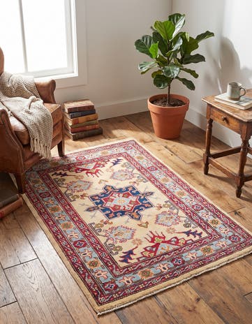 2' 9 x 4' 2 Hand Knotted Kazak Rug