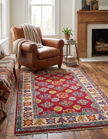 2' 7 x 4' 4 Hand Knotted Kazak Rug