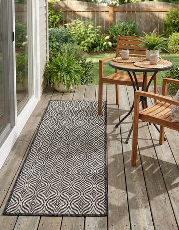 Charcoal Easy-Clean Trellis Indoor / Outdoor Runner Rug