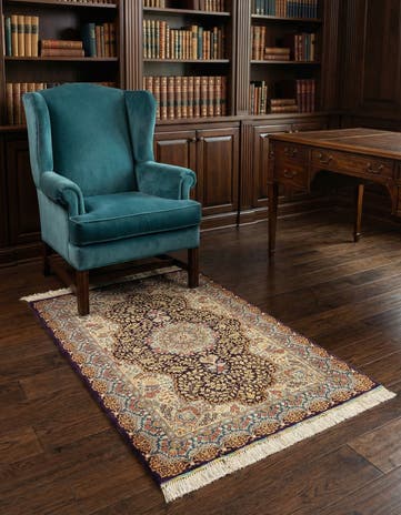 2' 7 x 3' 11 Ghom Silk Rug