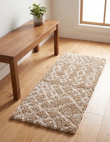 2' x 4' Moroccan Shag Runner Rug