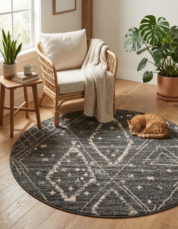 Blue Grand Tradition Round Rug