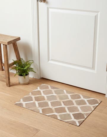 2' x 3' Cowhide Leather Rug