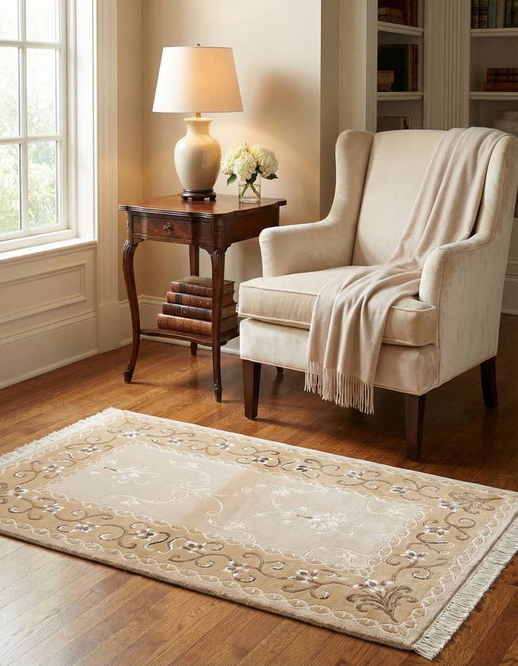 Detail image of 3' 1 x 4' 11 Hand Knotted Darya Rug