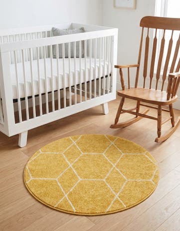 Yellow Lattice Frieze Round Rug