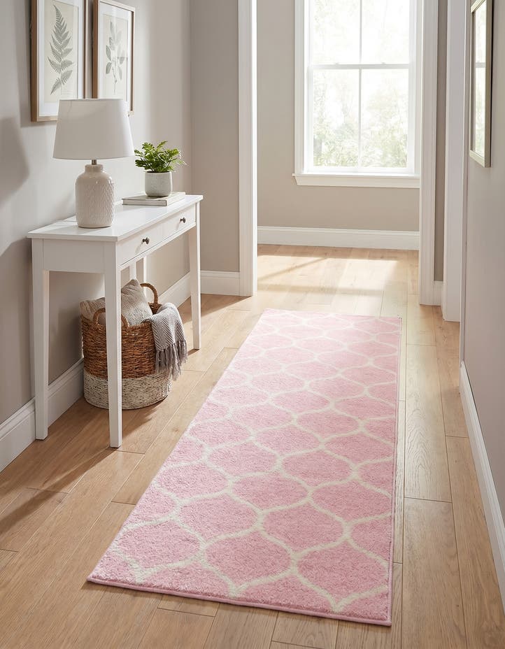 2' x 6' Lattice Frieze Runner Rug
