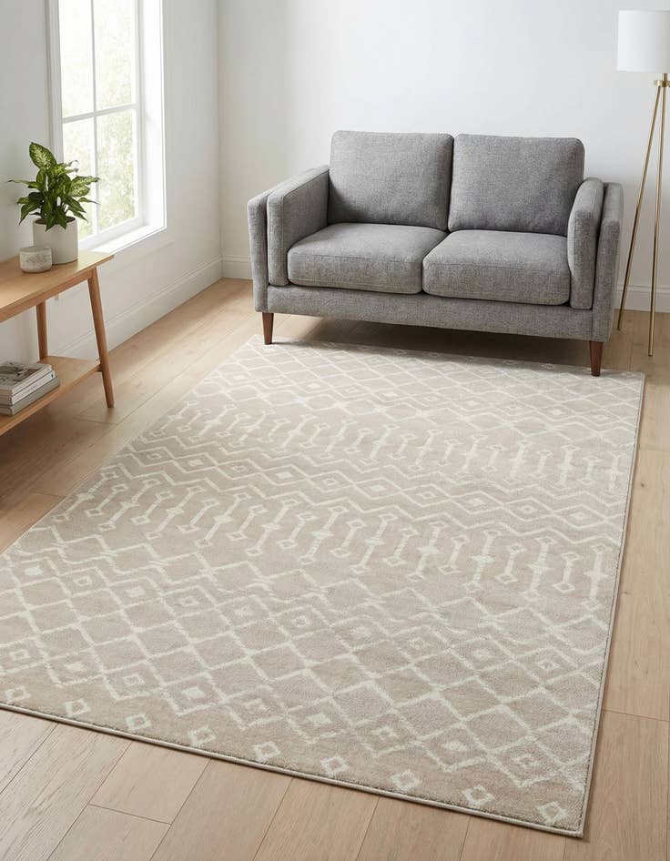 Detail image of 5' 3 x 8' Kasbah Trellis Rug