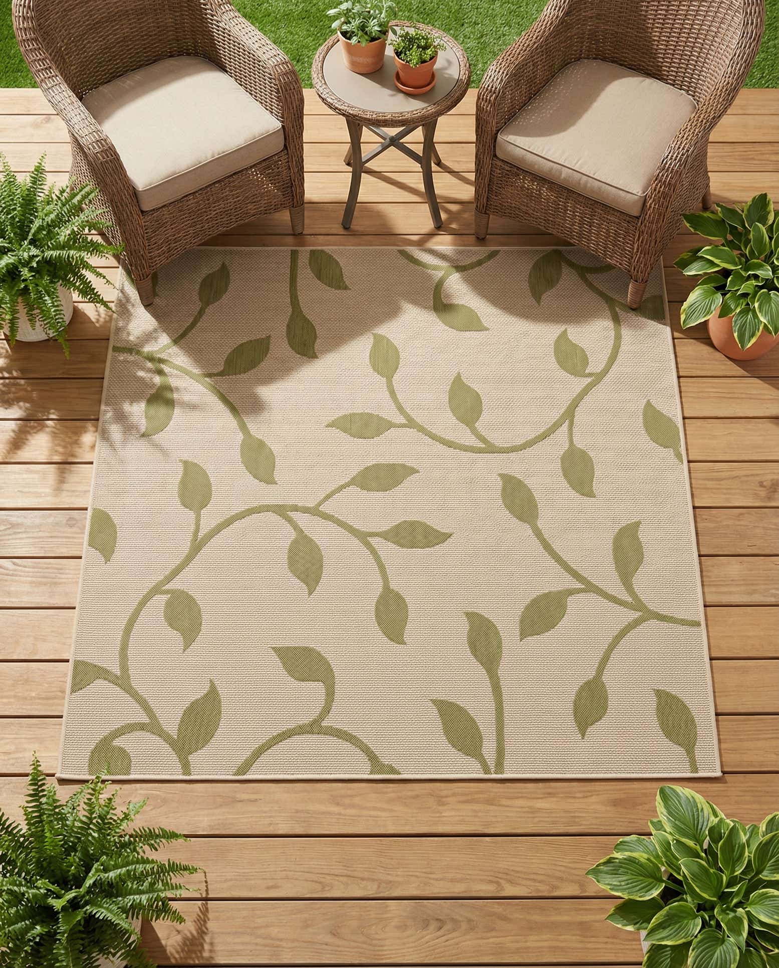 6' x 6' Easy-Clean Botanical Indoor / Outdoor Square Rug