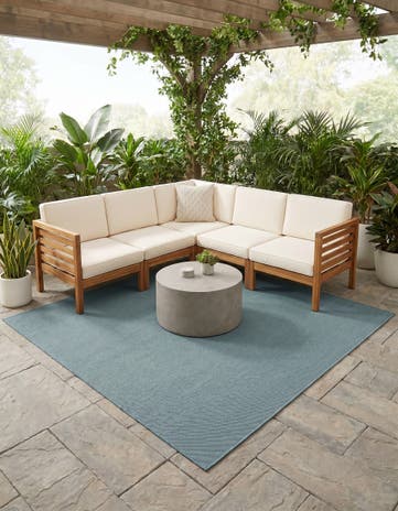 7' 10 x 7' 10 Easy-Clean Solid Indoor / Outdoor Square Rug