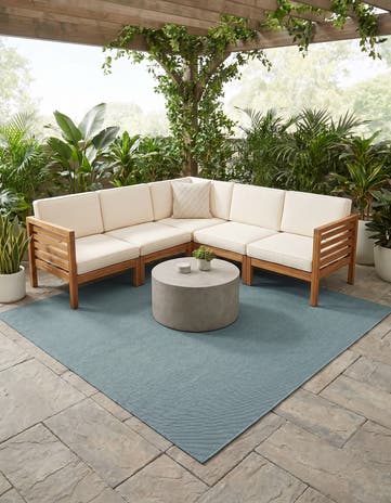7' 10 x 7' 10 Easy-Clean Solid Indoor / Outdoor Square Rug