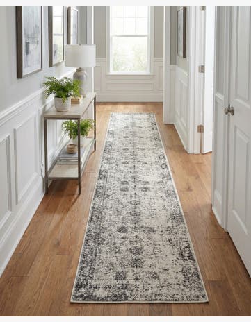 2' 7 x 18' Monaco Runner Rug