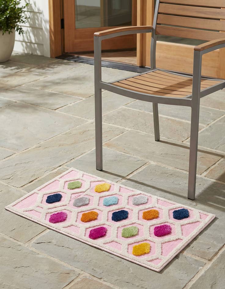 Detail image of 2' x 3'  Washable Aruba Indoor / Outdoor Rug