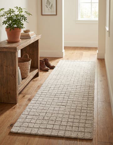 2' x 6' 1 Heritage Line Wool Runner Rug