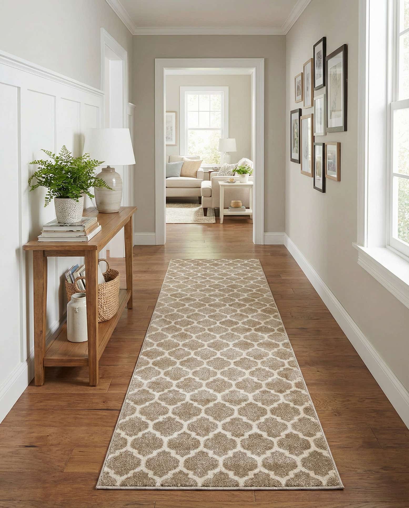 2' x 8' Lattice Runner Rug