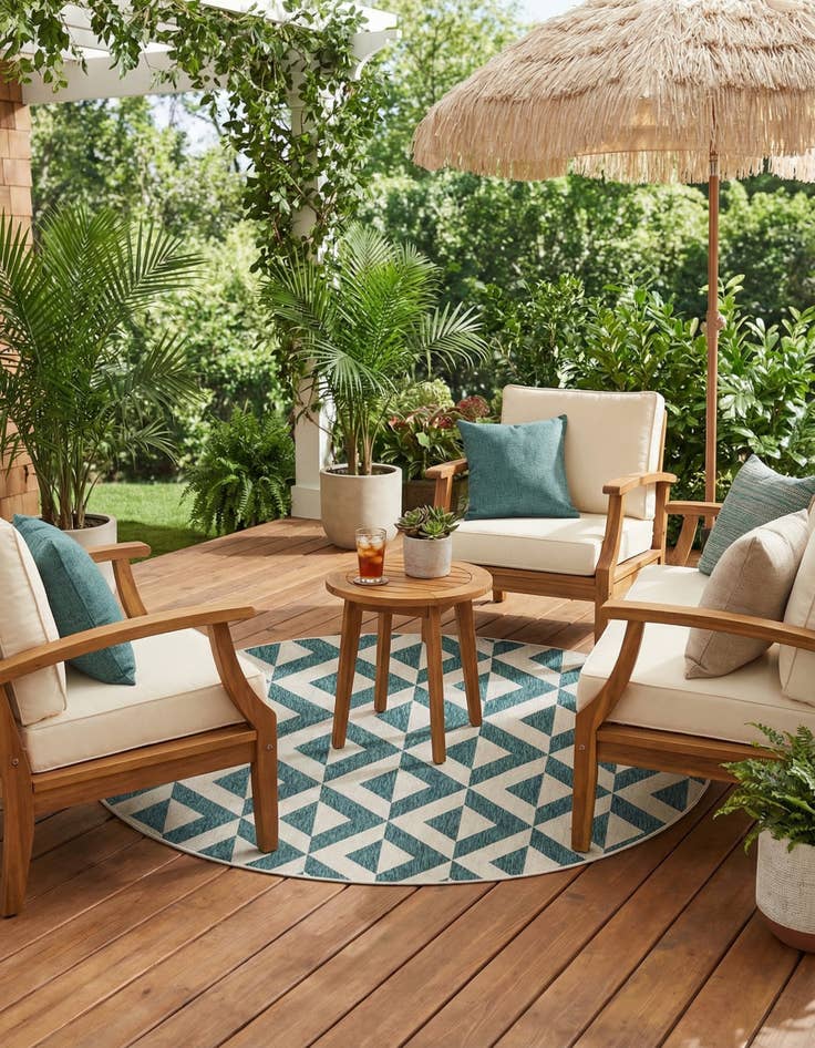 Detail image of 6' 7 x 6' 7 Washable Jill Zarin Napa Indoor / Outdoor Round Rug