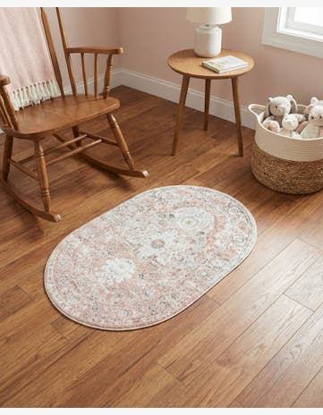 2' x 3' Madeline Vintage Oval Rug
