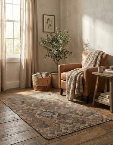 2' 10 x 3' 11 Hand Woven Kilim Maymana Wool Rug