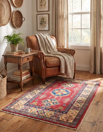2' 8 x 4' 2 Hand Knotted Kazak Rug
