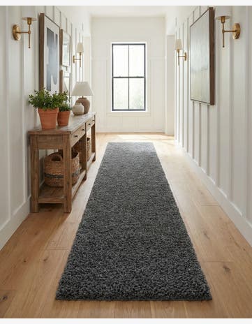 2' 7 x 16' 5 Zermatt Shag Runner Rug