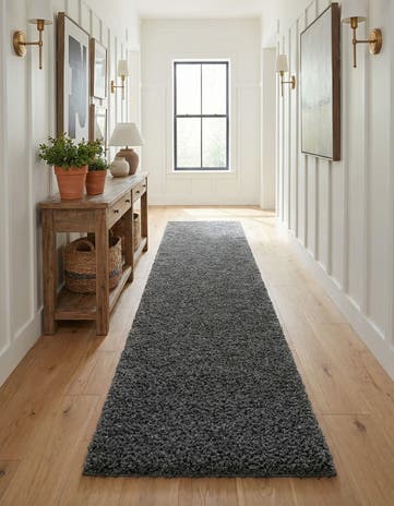 2' 7 x 16' 5 Zermatt Shag Runner Rug