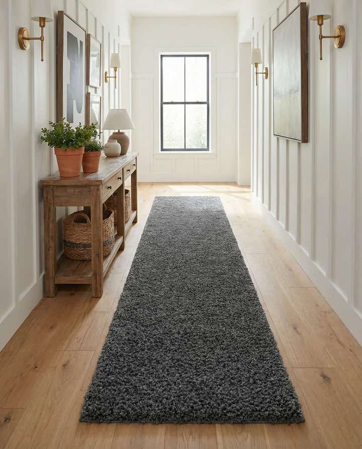2' 7 x 16' 5 Zermatt Shag Runner Rug