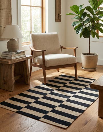 2' 8 x 3' 10 Hand Woven Kilim Modern Wool Rug