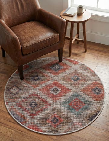 3' 3 x 3' 3 Washable Sisu Round Rug