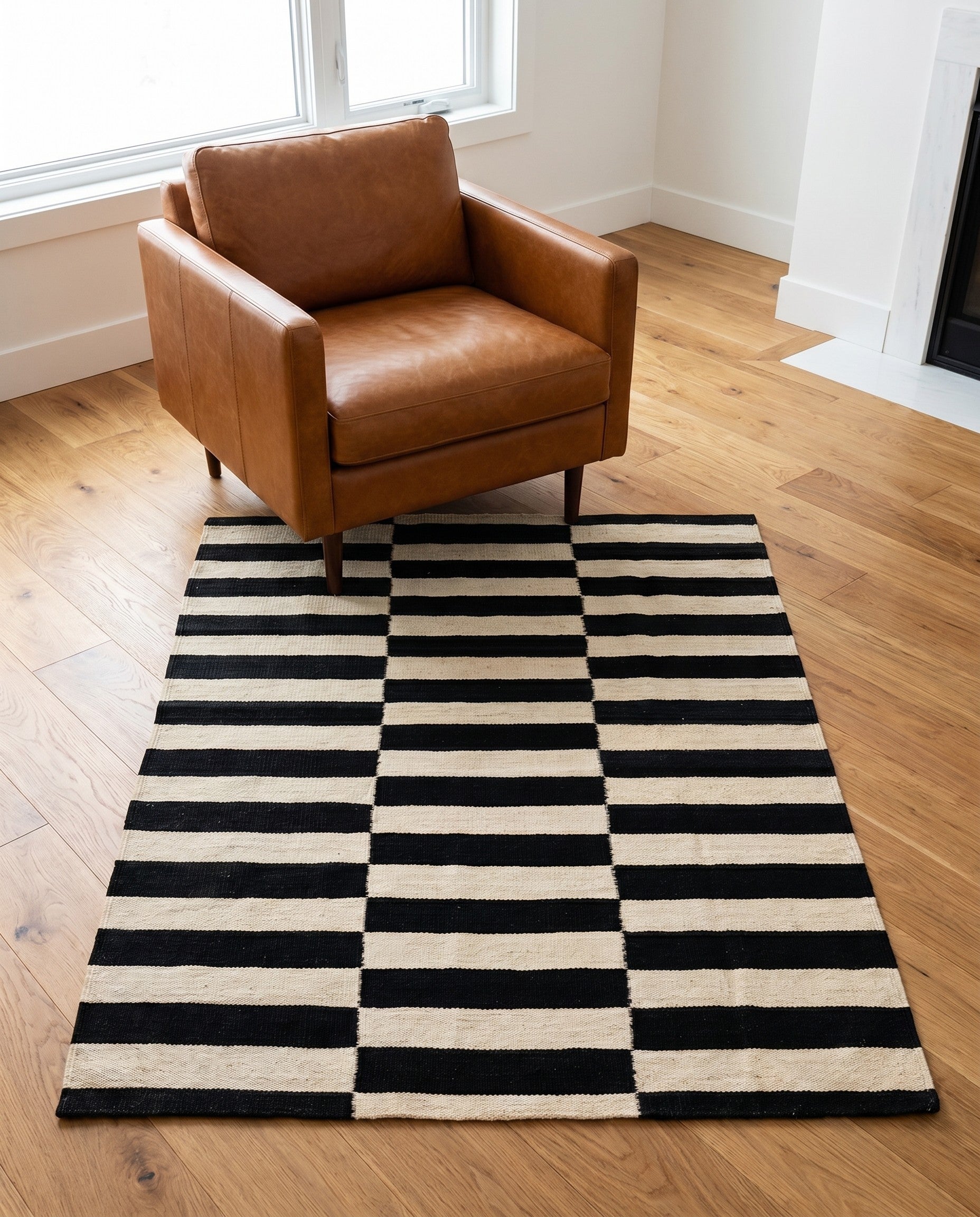 3' 4 x 4' 8 Hand Woven Kilim Modern Wool Rug