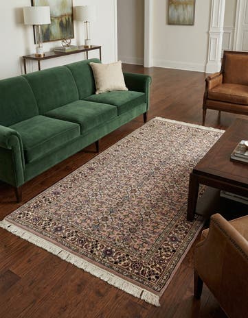 4' x 6' 8 Hand Knotted Farahan Wool Rug