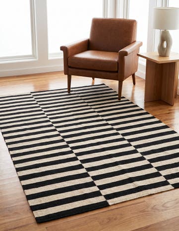 3' 6 x 4' 8 Hand Woven Kilim Modern Wool Rug