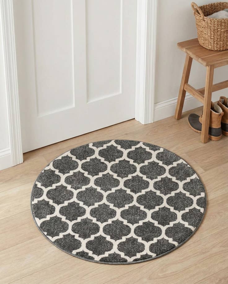 Detail image of 3' x 3' Lattice Round Rug