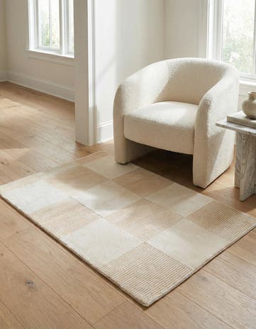 2' 11 x 4' 7 Hand Knotted Darya Wool Rug