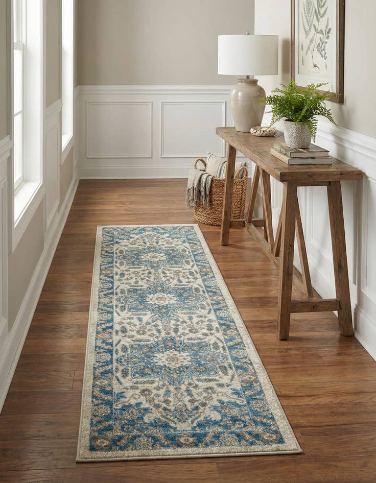 Detail image of 2' x 6' Viola Runner Rug