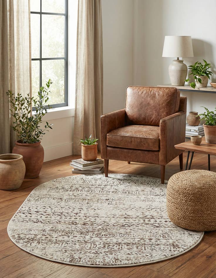 Detail image of 3' 3 x 5' 3 Hermitage Oval Rug