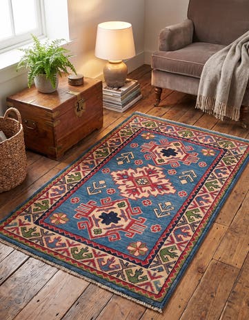 2' 7 x 4' 2 Hand Knotted Kazak Rug