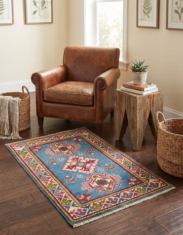 2' x 3' 1 Hand Knotted Kazak Rug