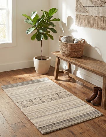 2' 5 x 4' Hand Knotted Gabbeh Wool Rug