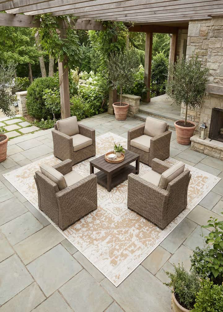 7' 10 x 7' 10 Easy-Clean Jill Zarin Dubai Indoor / Outdoor Square Rug