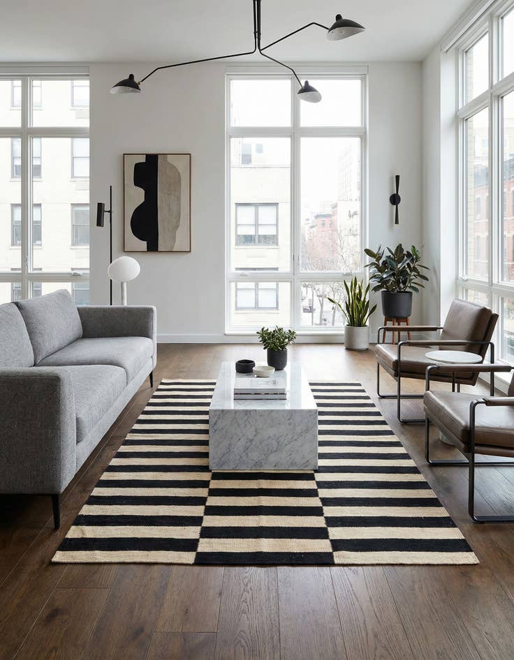 Detail image of 4' 1 x 5' 11 Hand Woven Kilim Modern Wool Rug