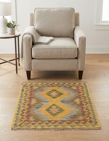 3' 2 x 3' 7 Hand Woven Kilim Maymana Wool Square Rug