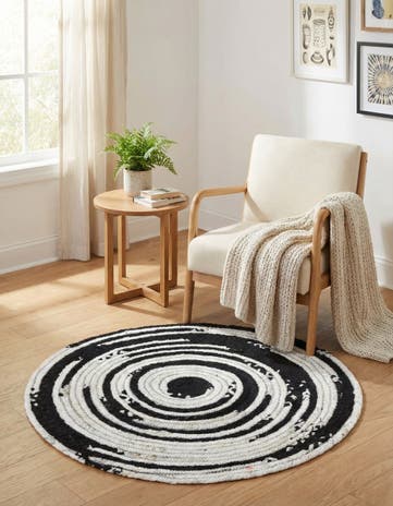 Black and White Handmade Braided Chindi Round Rug