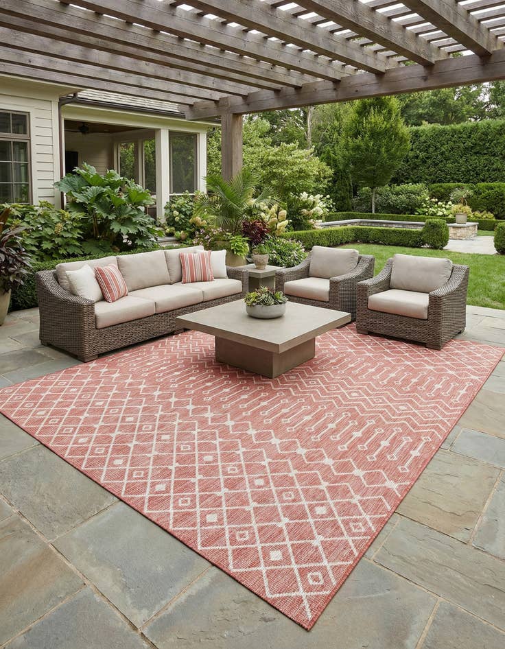 Detail image of 10' x 14' Easy-Clean Trellis Indoor / Outdoor Rug