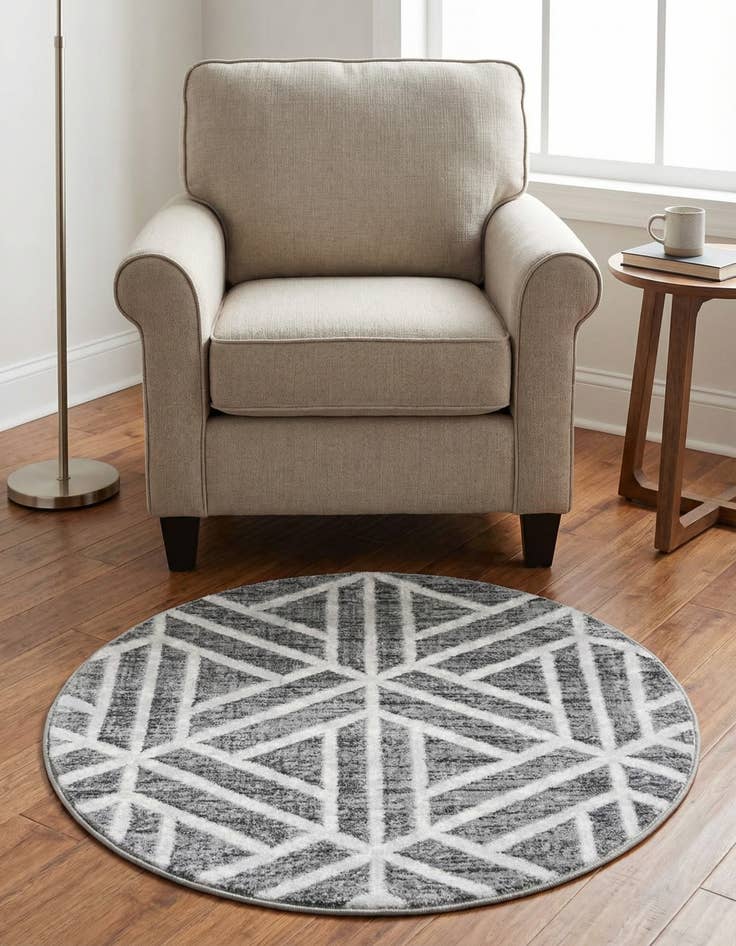 Detail image of  3' 3 x 3' 3 Lattice Trellis Round Rug