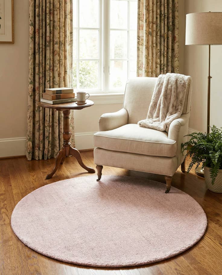 Detail image of 3' 1 x 3' 1 Hand Woven Jill Zarin English Manor Farmhouse Wool Round Rug