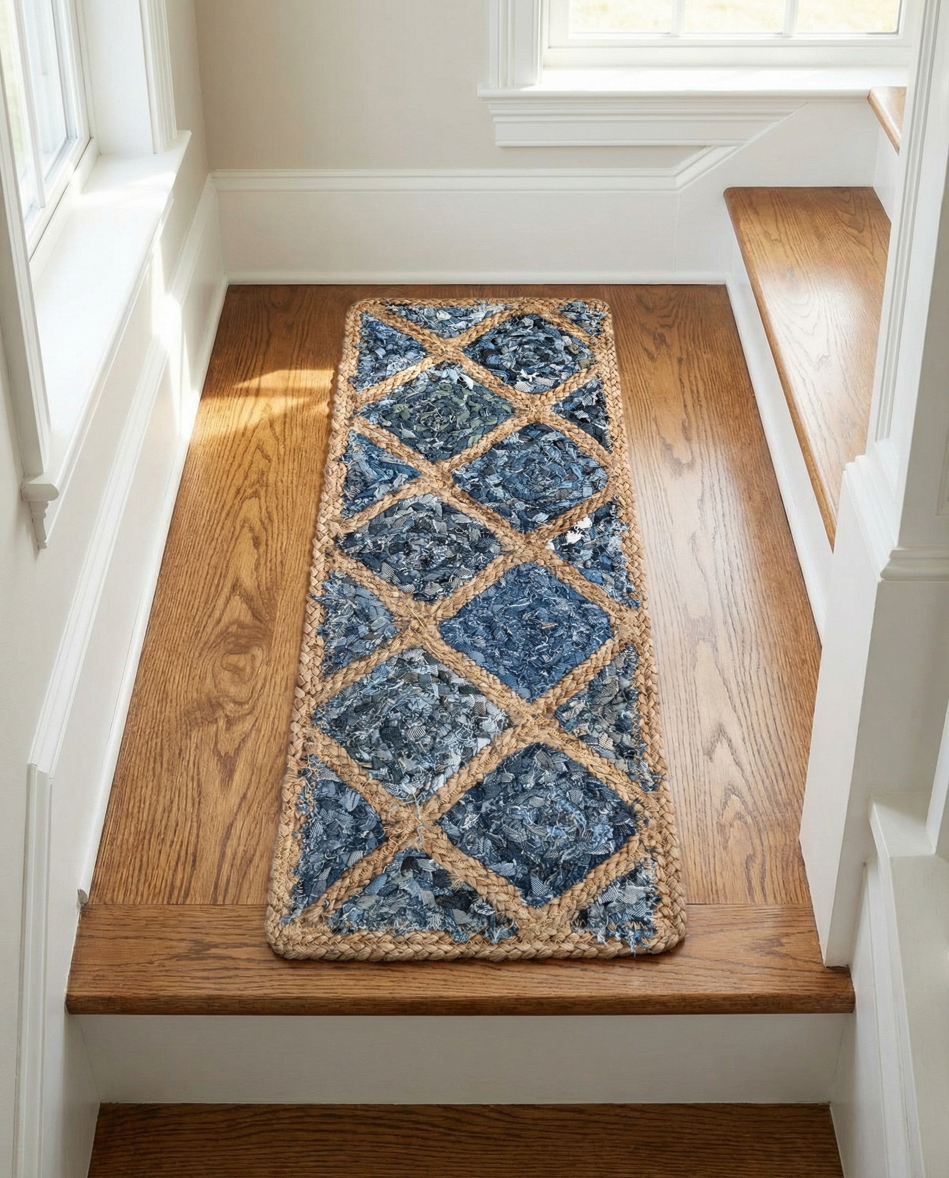 0' 9 x 2' 6  Hand Braided Jute Stair Rug
