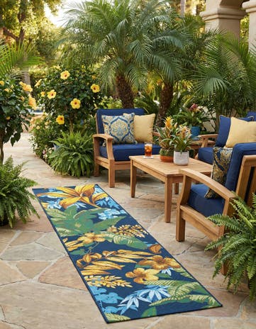 Easy-Clean Botanical Indoor / Outdoor Runner Rug