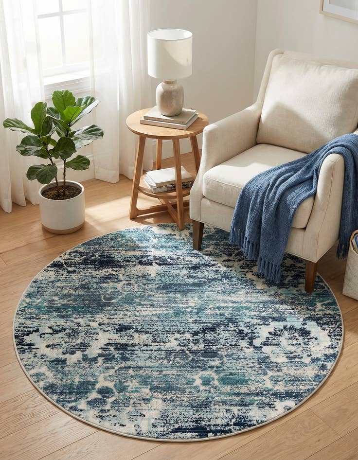 Detail image of 3' 7 x 3' 7 Budapest Round Rug